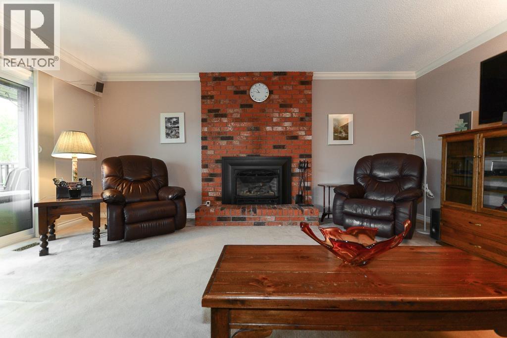 6720 Goldsmith Drive, Richmond, British Columbia  V7E 4G5 - Photo 3 - R3111212