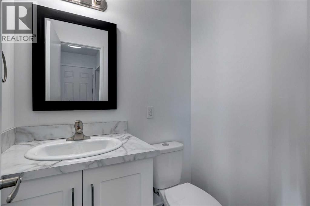 53b Fonda Green Se, Calgary, Alberta  T2A 5S4 - Photo 12 - A2299210