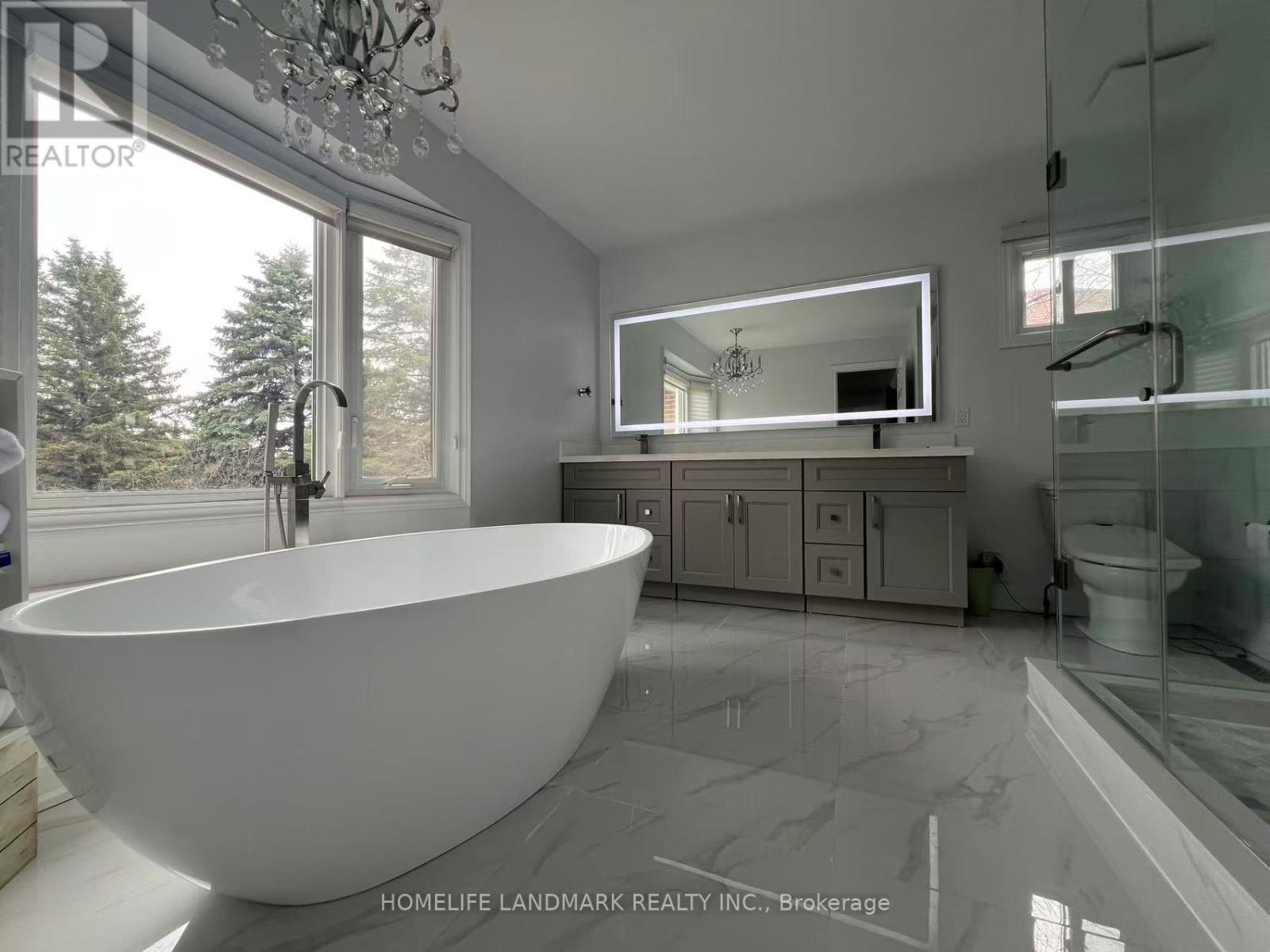 119 Fern Valley Crescent, Richmond Hill, Ontario  L4E 2K3 - Photo 11 - N12993904