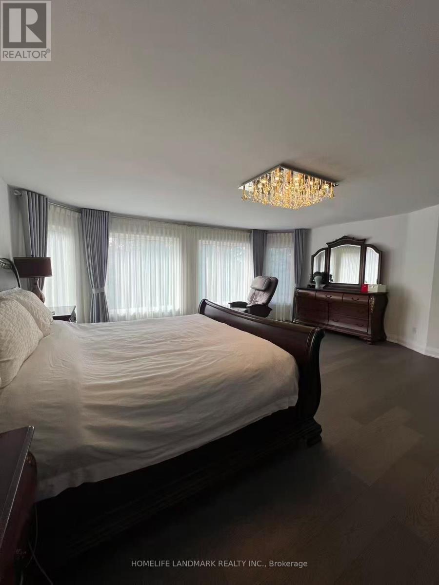 119 Fern Valley Crescent, Richmond Hill, Ontario  L4E 2K3 - Photo 18 - N12993904