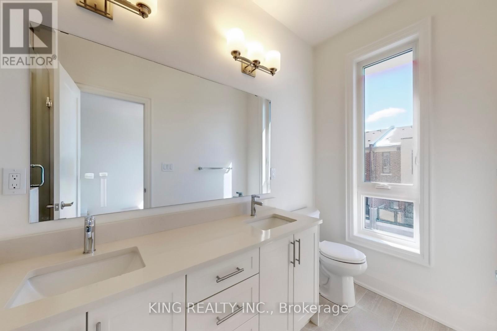 3320 Taha Gardens, Oakville, Ontario  L6M 4K1 - Photo 18 - W12995578