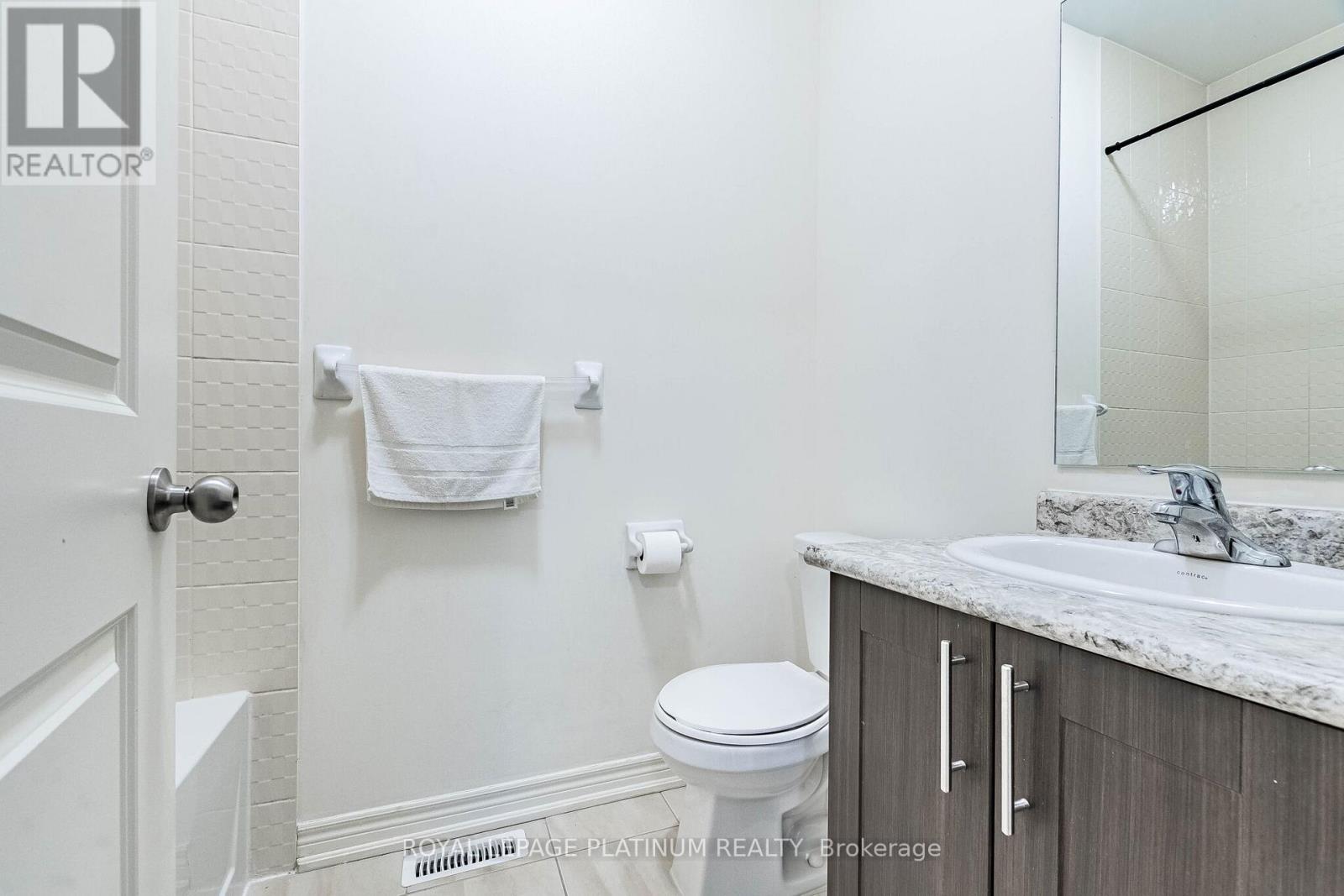 45 Haymarket Drive, Brampton, Ontario  L7A 5C1 - Photo 46 - W12983006