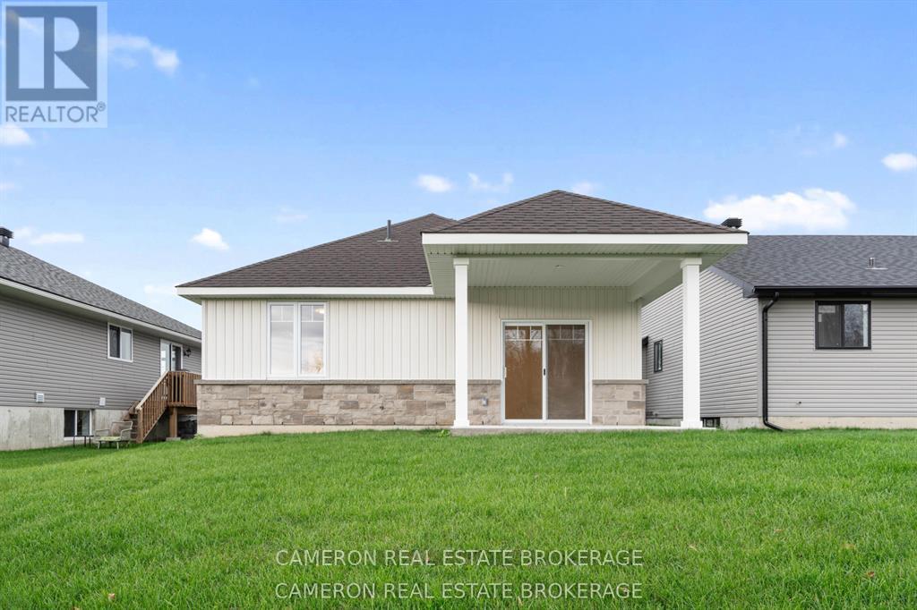 3149 Mauricy Street, Cornwall, Ontario K6K 0A1 - Photo 19 - X12998134