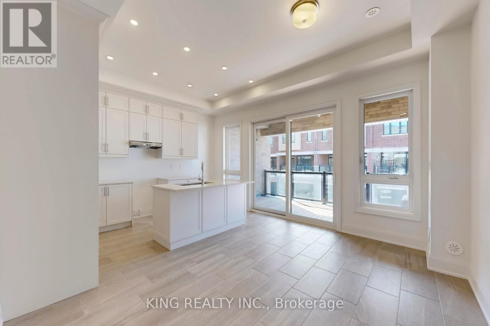 3320 Taha Gardens, Oakville, Ontario  L6M 4K1 - Photo 8 - W12995578