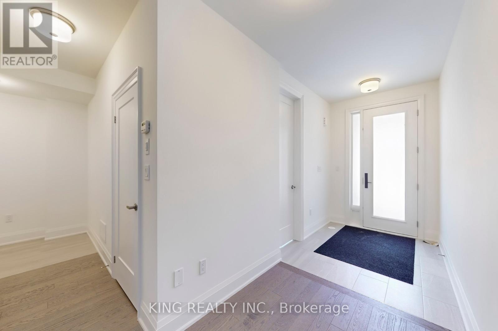 3320 Taha Gardens, Oakville, Ontario  L6M 4K1 - Photo 5 - W12995578