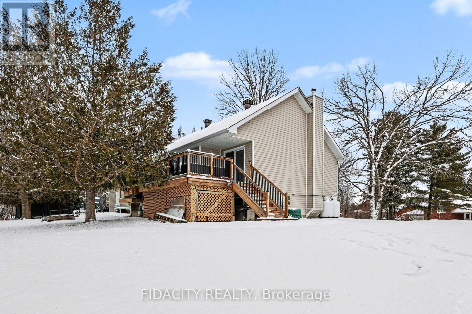 266 Clifford Campbell Street, Ottawa, Ontario  K0A 1X0 - Photo 29 - X12997310