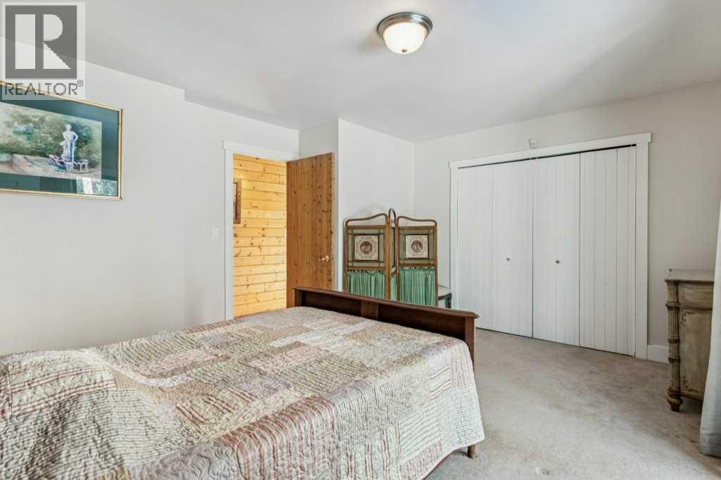 4 Pine Avenue, Bragg Creek, Alberta  T0L 0K0 - Photo 22 - A2292680