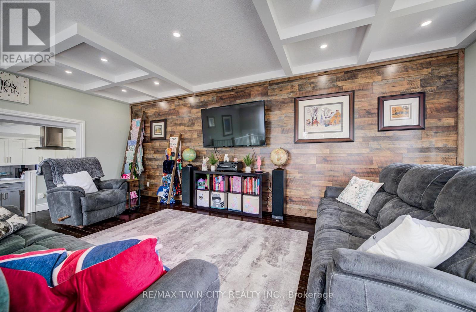 76 Baird Street, Blandford-Blenheim, Ontario N0J 1B0 - Photo 33 - X12934596