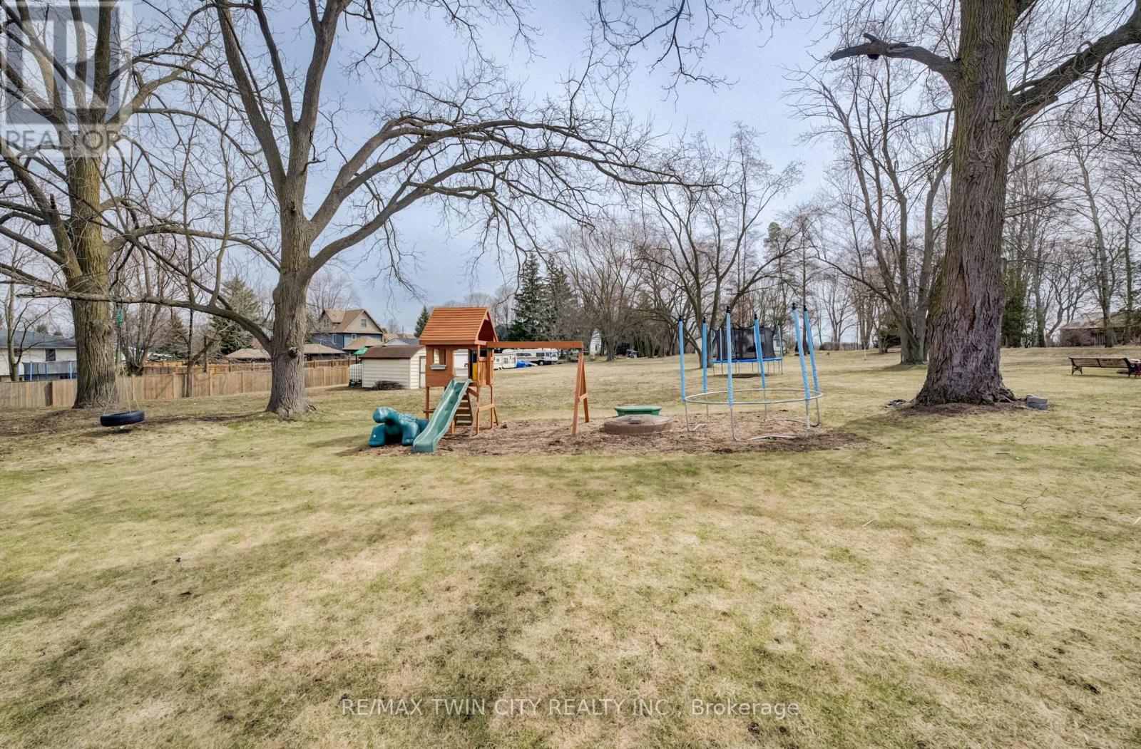 76 Baird Street, Blandford-Blenheim, Ontario N0J 1B0 - Photo 35 - X12934596