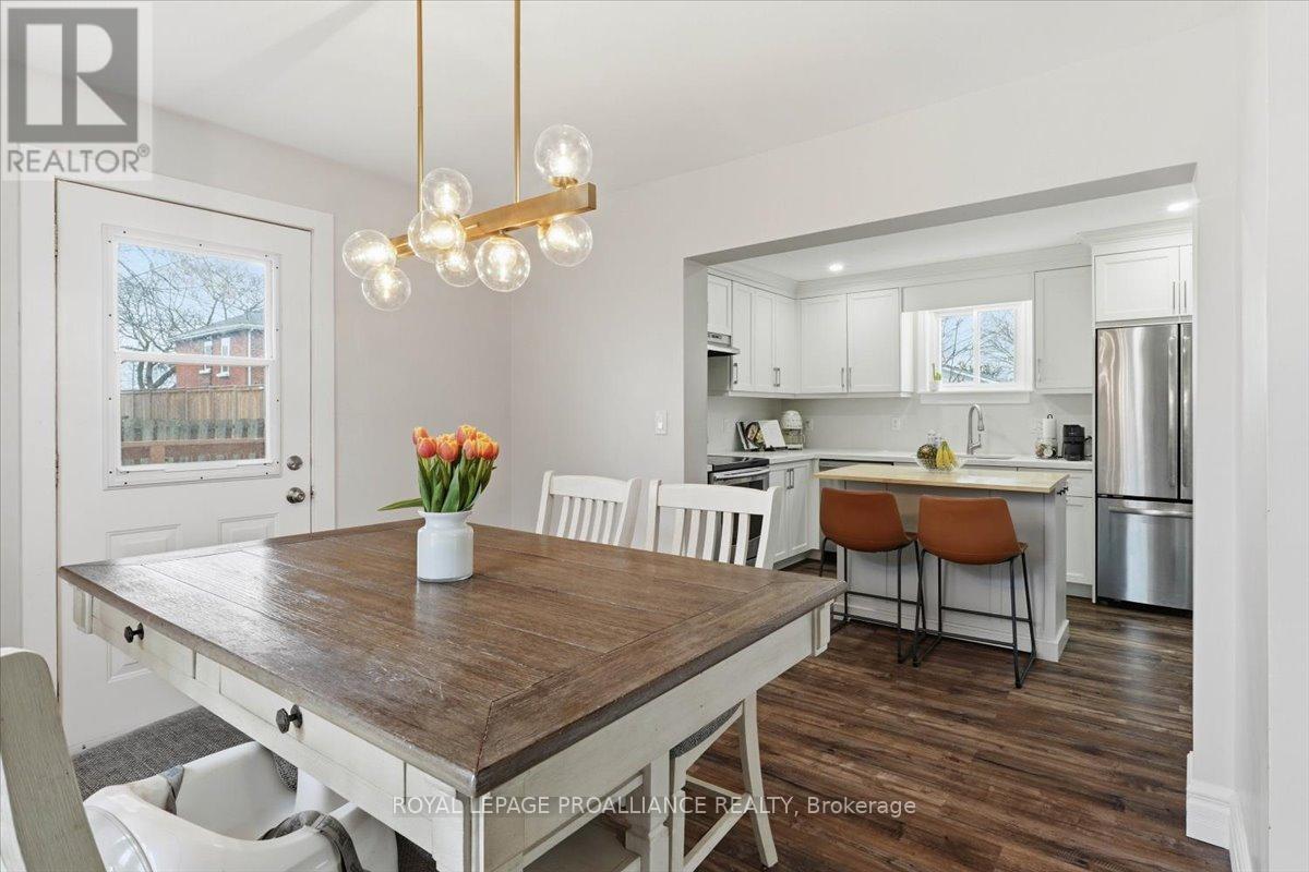 18 Brassey Street, Belleville, Ontario  K8N 2R3 - Photo 15 - X12998124