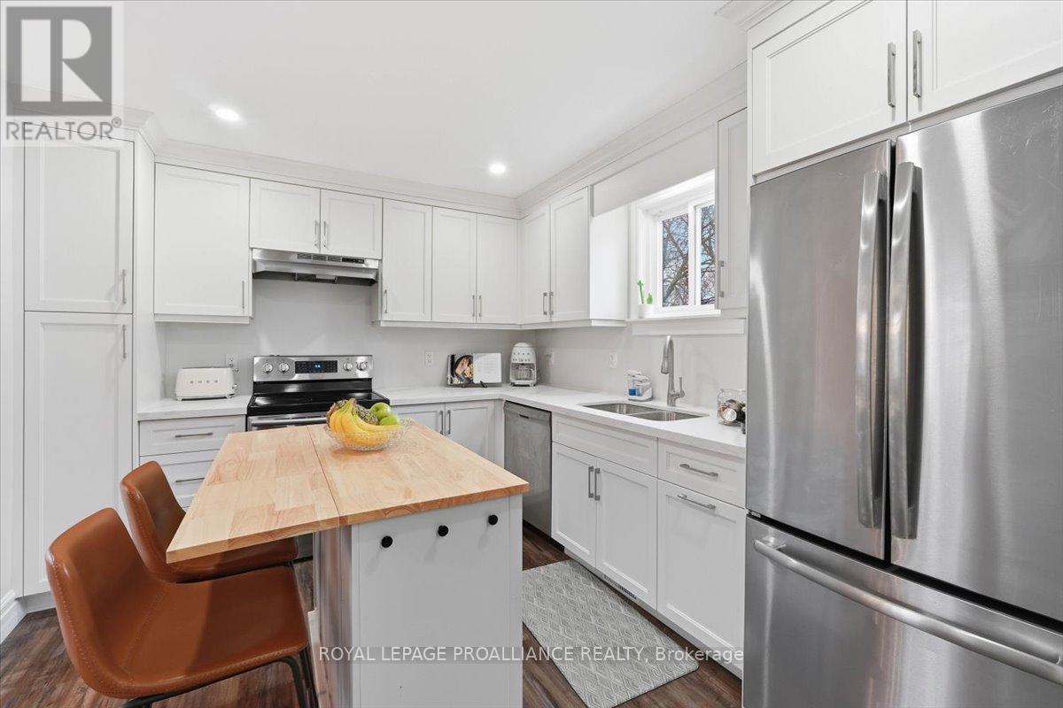 18 Brassey Street, Belleville, Ontario  K8N 2R3 - Photo 20 - X12998124