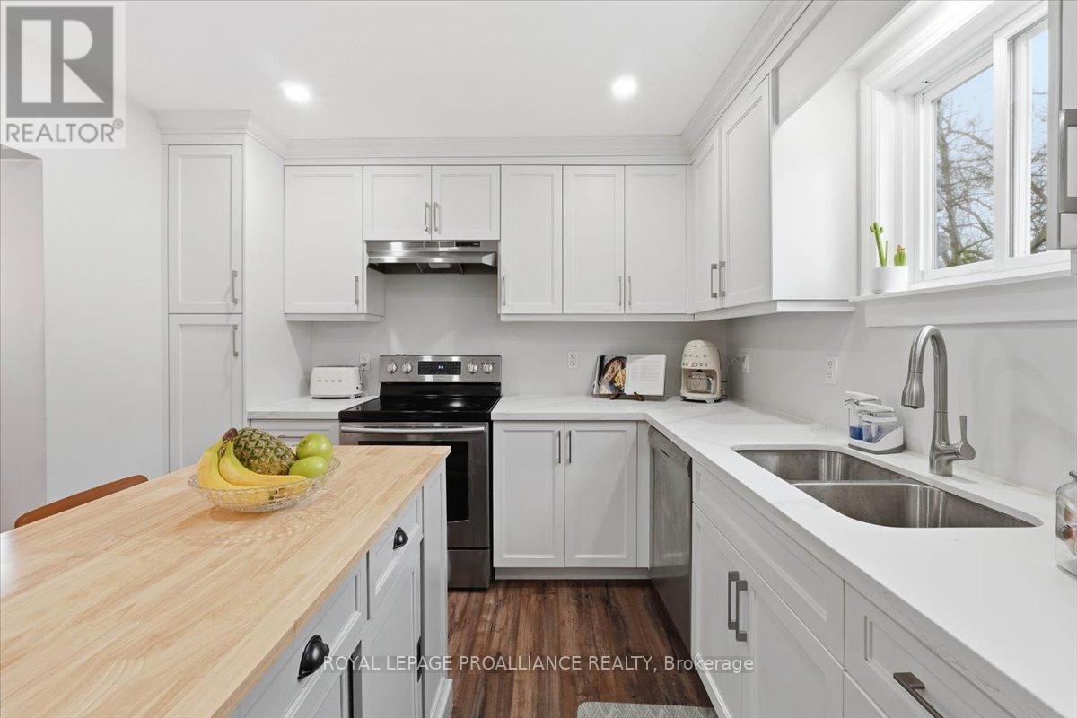 18 Brassey Street, Belleville, Ontario  K8N 2R3 - Photo 21 - X12998124