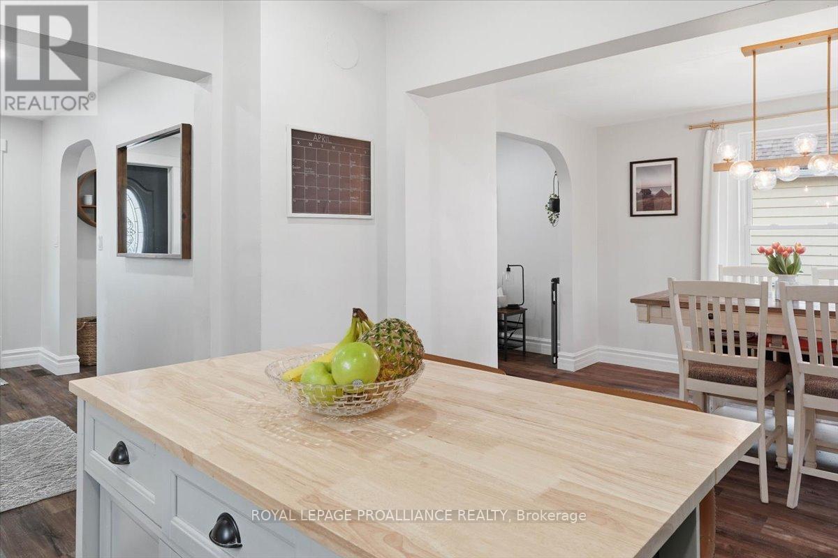 18 Brassey Street, Belleville, Ontario  K8N 2R3 - Photo 24 - X12998124