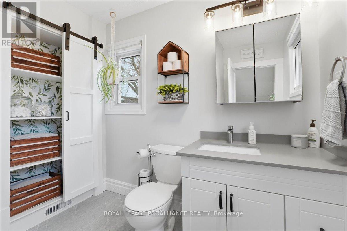 18 Brassey Street, Belleville, Ontario  K8N 2R3 - Photo 27 - X12998124