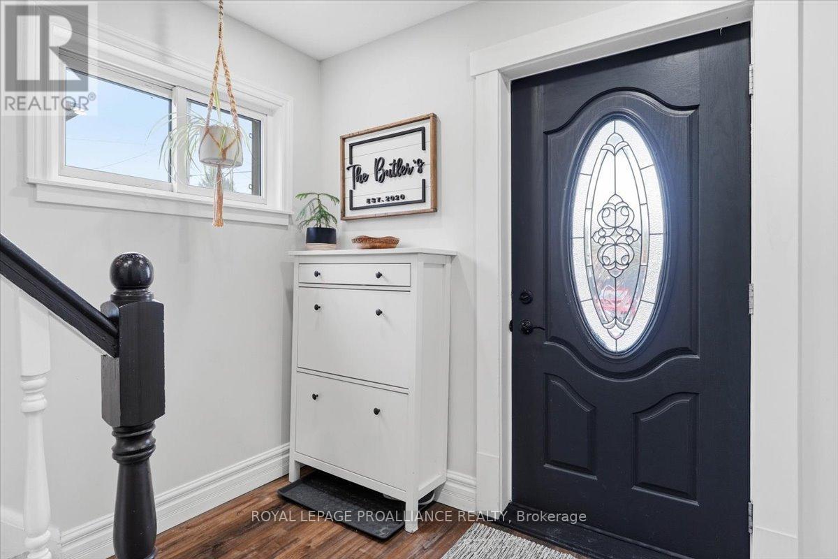 18 Brassey Street, Belleville, Ontario  K8N 2R3 - Photo 7 - X12998124