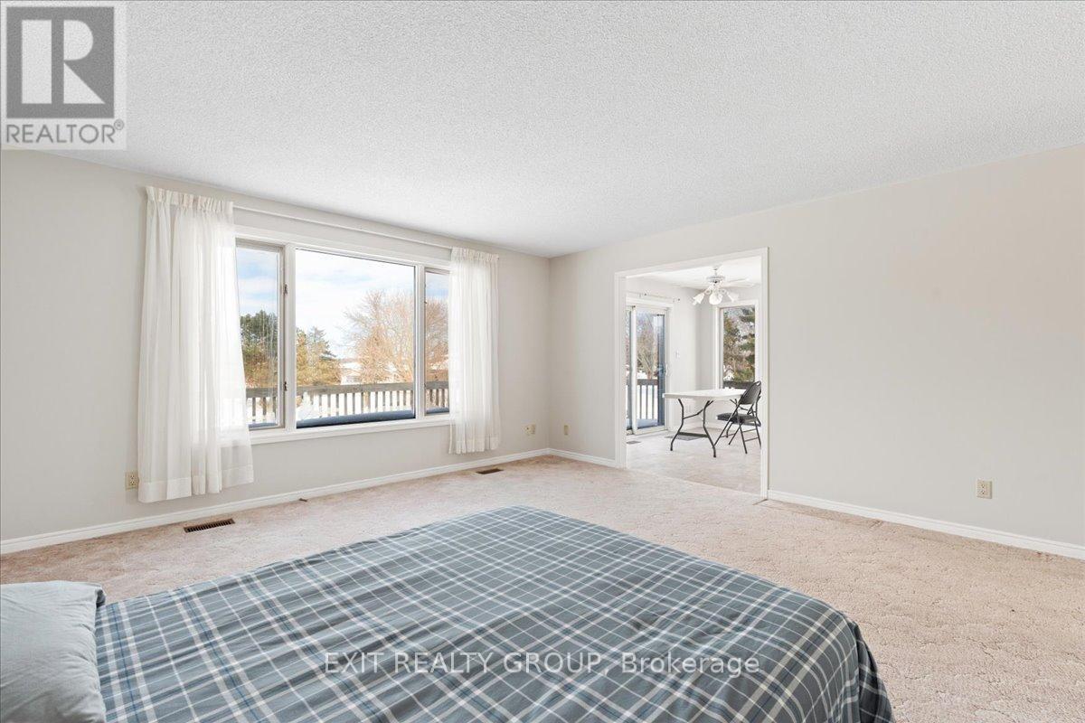 1162 County Rd 3, Prince Edward County, Ontario  K8N 4Z1 - Photo 12 - X12998226