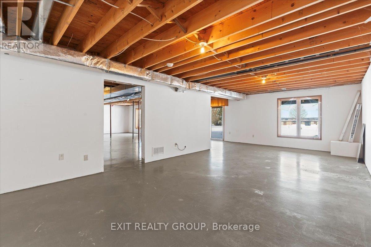 1162 County Rd 3, Prince Edward County, Ontario  K8N 4Z1 - Photo 25 - X12998226