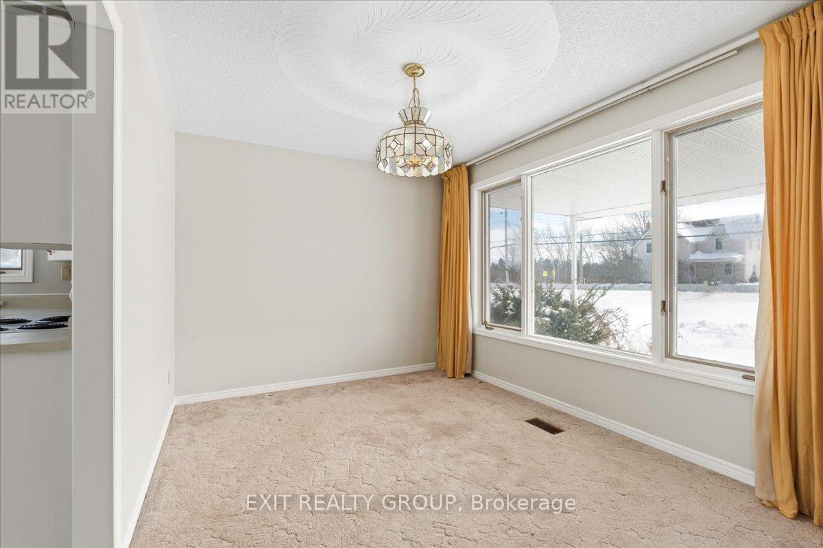 1162 County Rd 3, Prince Edward County, Ontario  K8N 4Z1 - Photo 6 - X12998226