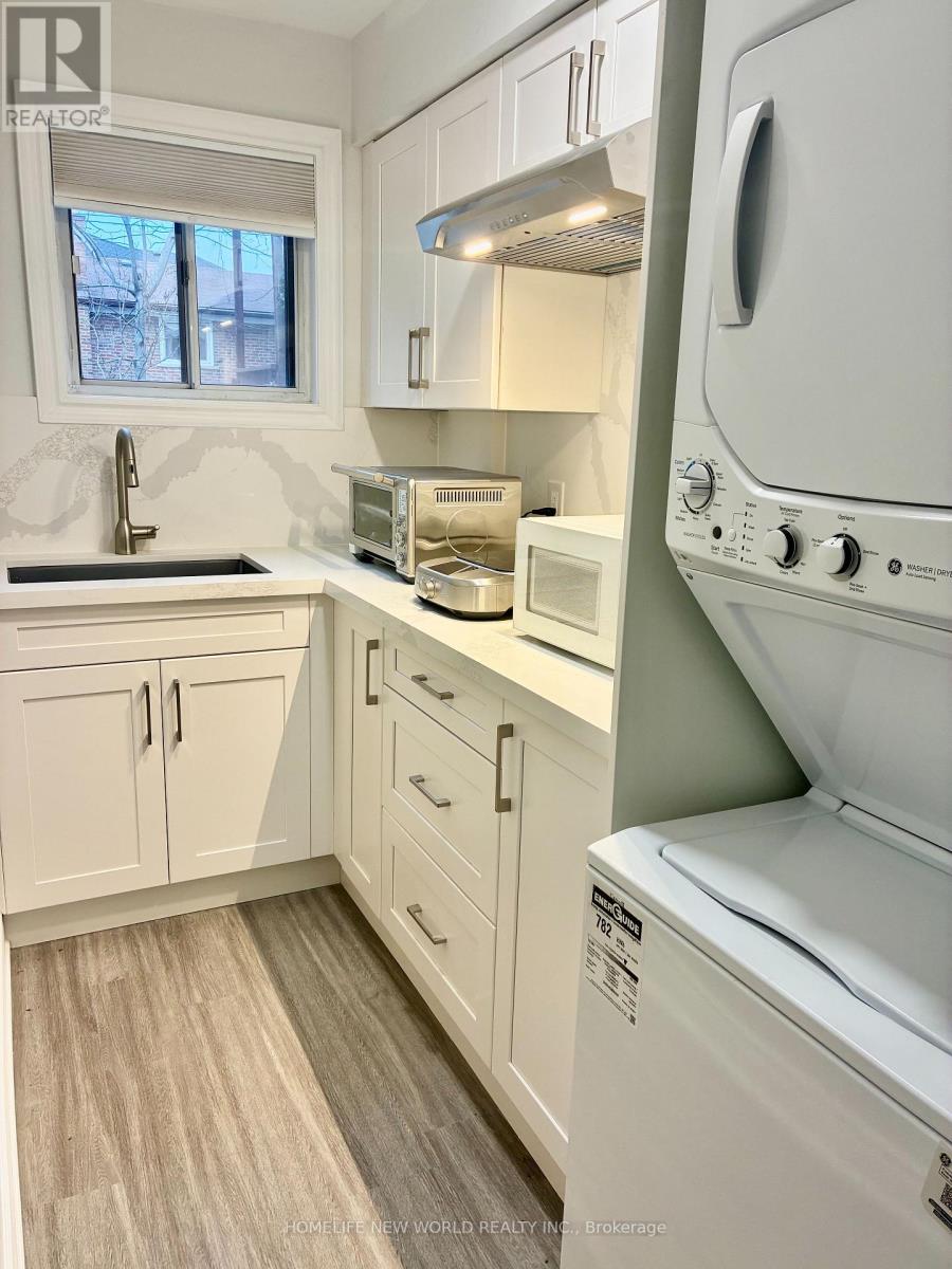 Part Of Main/ground Floor - 96 Ernest Avenue, Toronto, Ontario  M2J 3T6 - Photo 8 - C12998130