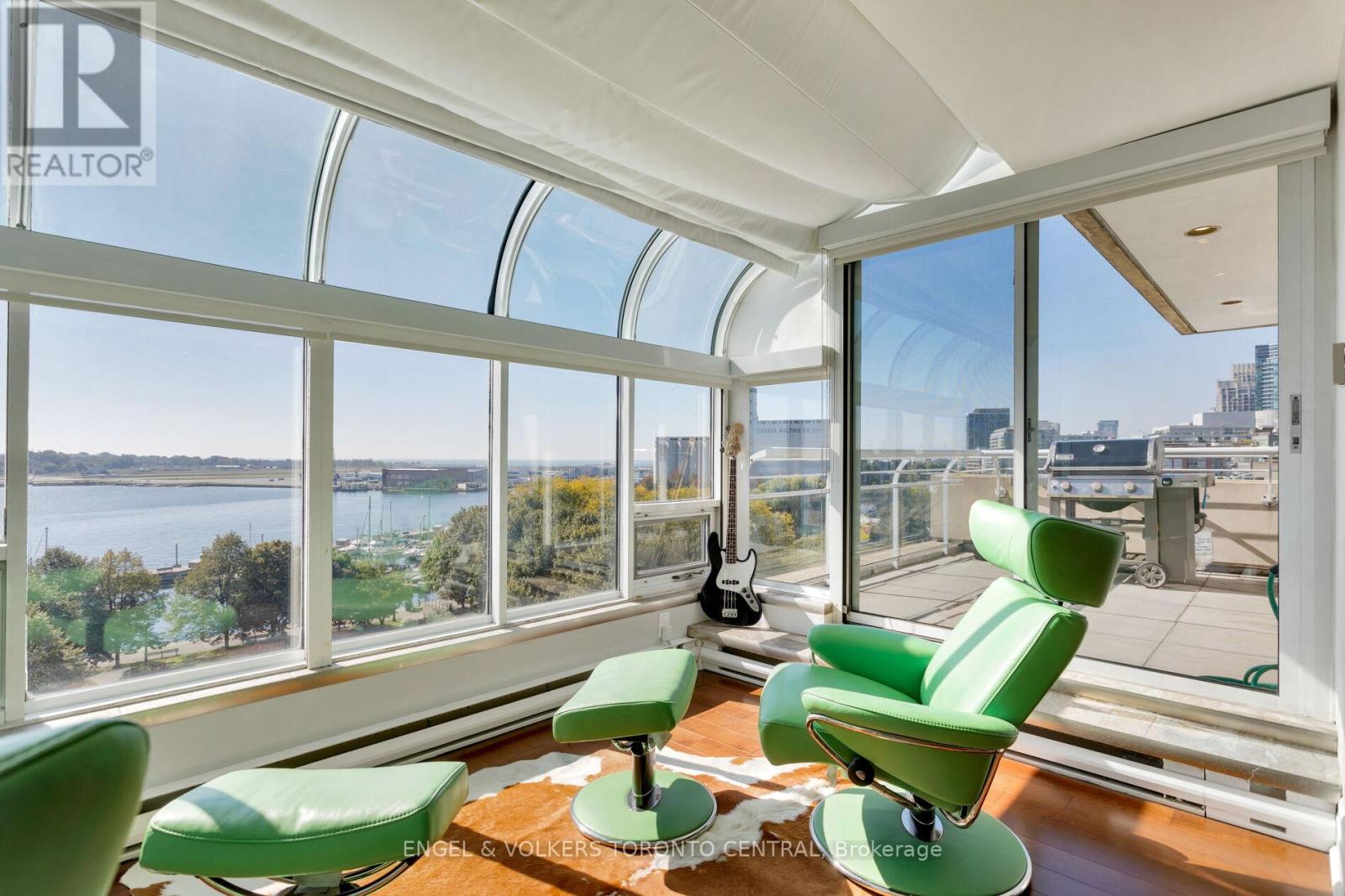 803e - 460 Queens Quay Way W, Toronto, Ontario  M5V 2Y5 - Photo 12 - C12998144