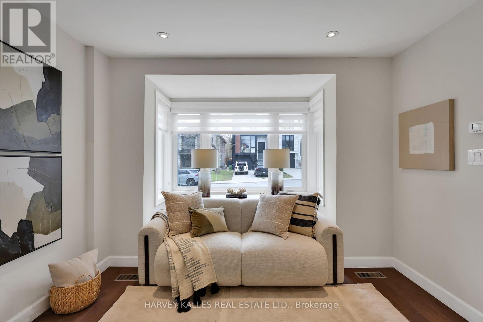 320 Melrose Avenue, Toronto, Ontario  M5M 1Z4 - Photo 11 - C12998150