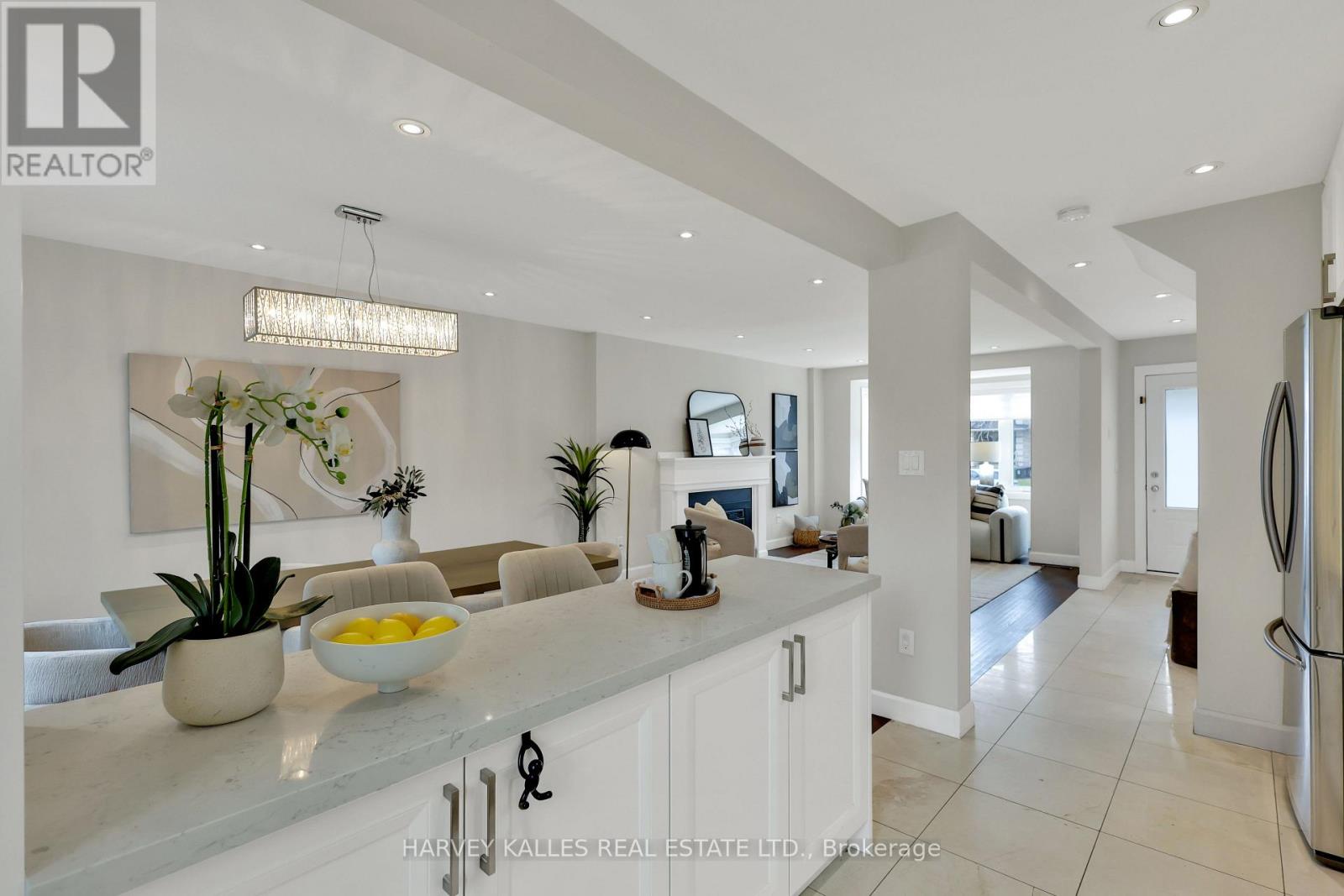 320 Melrose Avenue, Toronto, Ontario  M5M 1Z4 - Photo 23 - C12998150