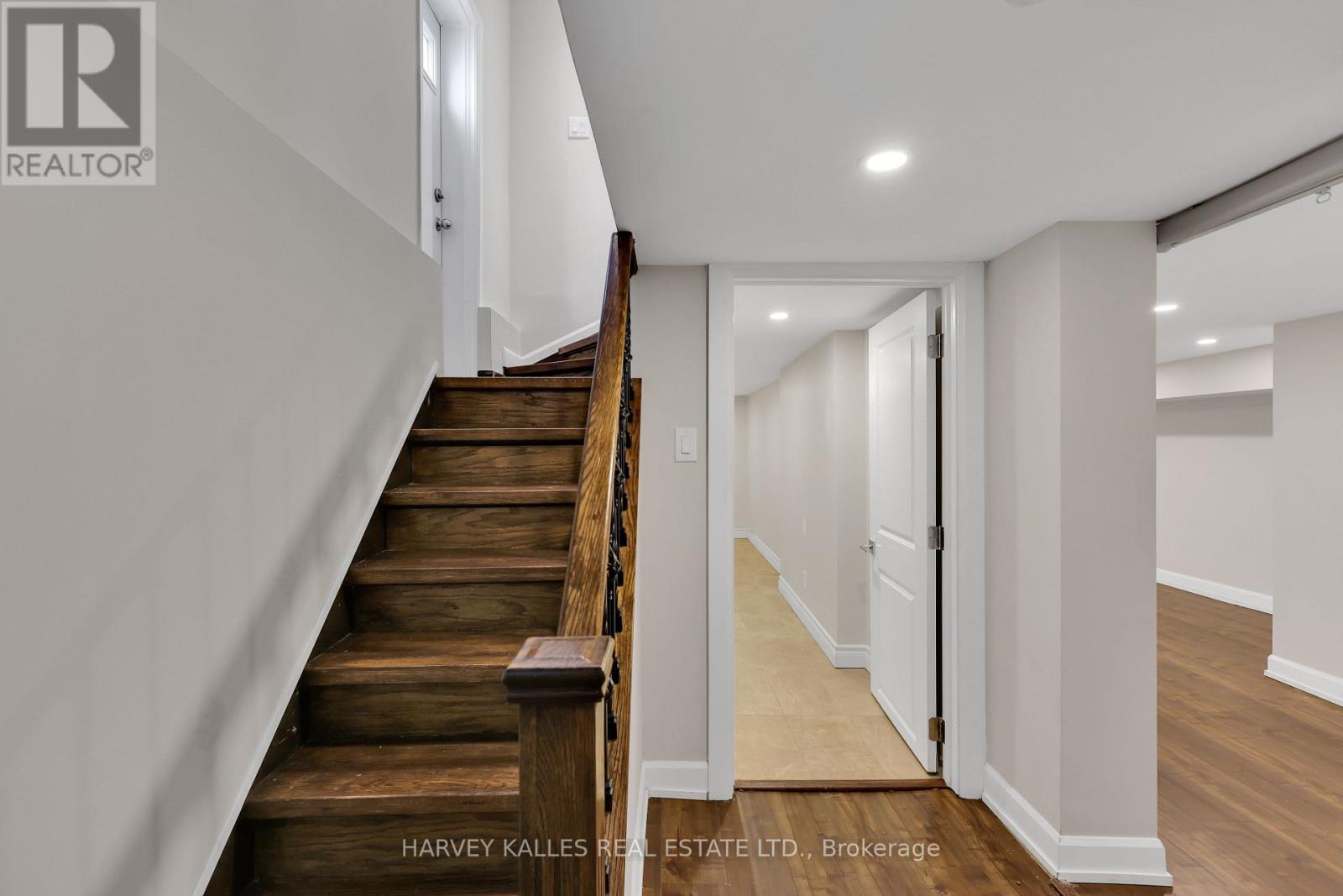 320 Melrose Avenue, Toronto, Ontario  M5M 1Z4 - Photo 32 - C12998150