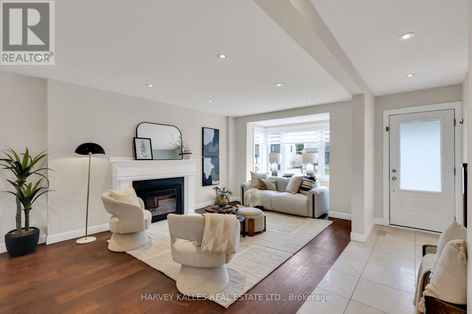 320 Melrose Avenue, Toronto, Ontario  M5M 1Z4 - Photo 8 - C12998150