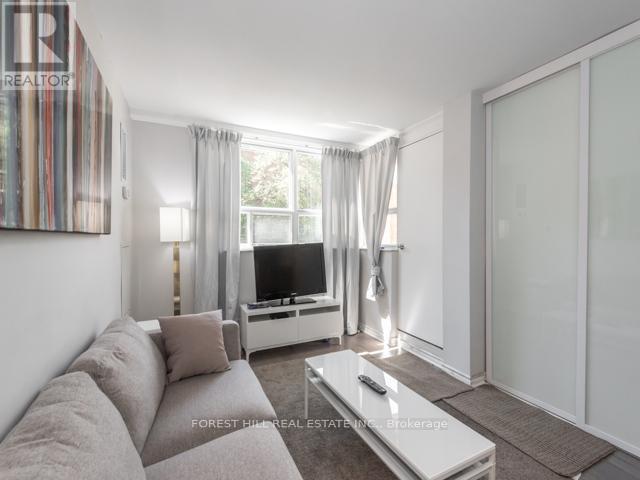 202 - 105 Mccaul Street, Toronto, Ontario M5T 2X4 - Photo 14 - C12998164