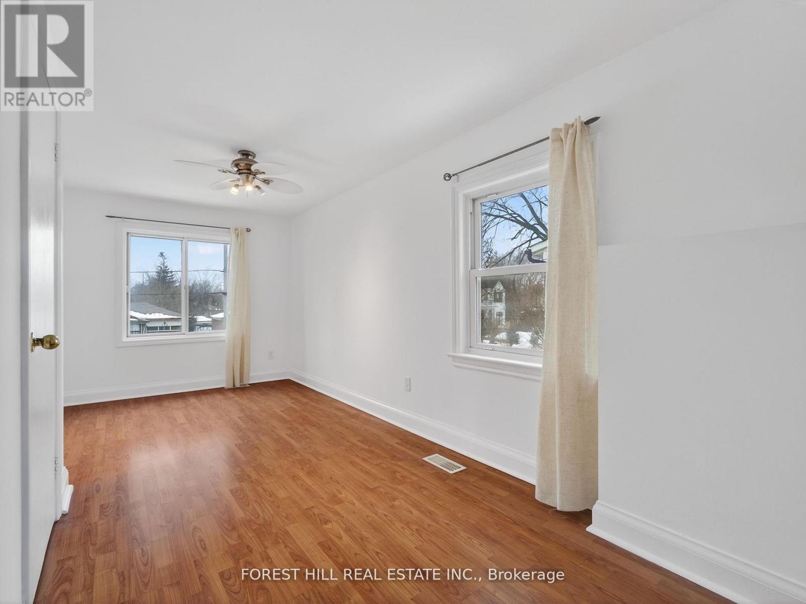 160 Pleasant Avenue, Toronto, Ontario  M2M 1M3 - Photo 18 - C12998180