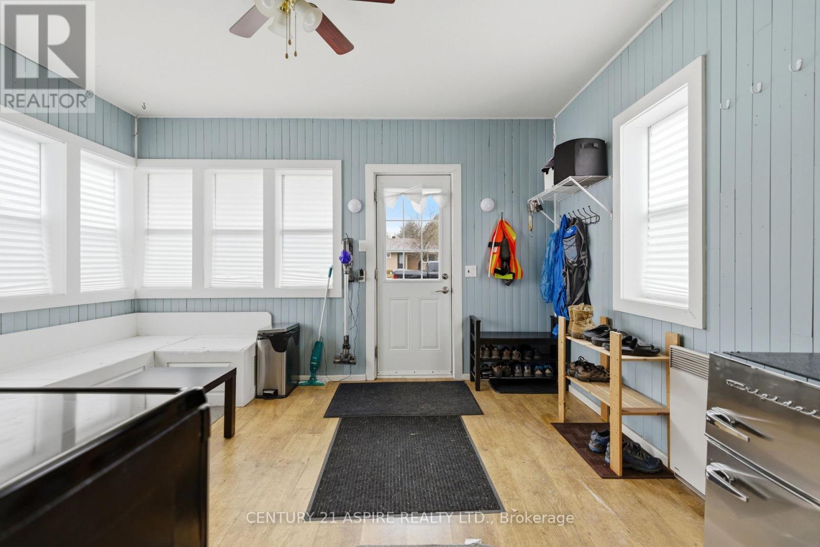 102 Birch Street, Deep River, Ontario K0J 1P0 - Photo 17 - X12998146