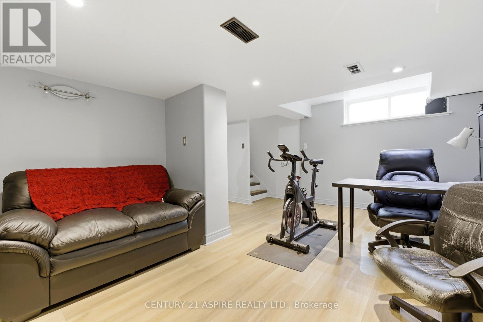 102 Birch Street, Deep River, Ontario K0J 1P0 - Photo 29 - X12998146