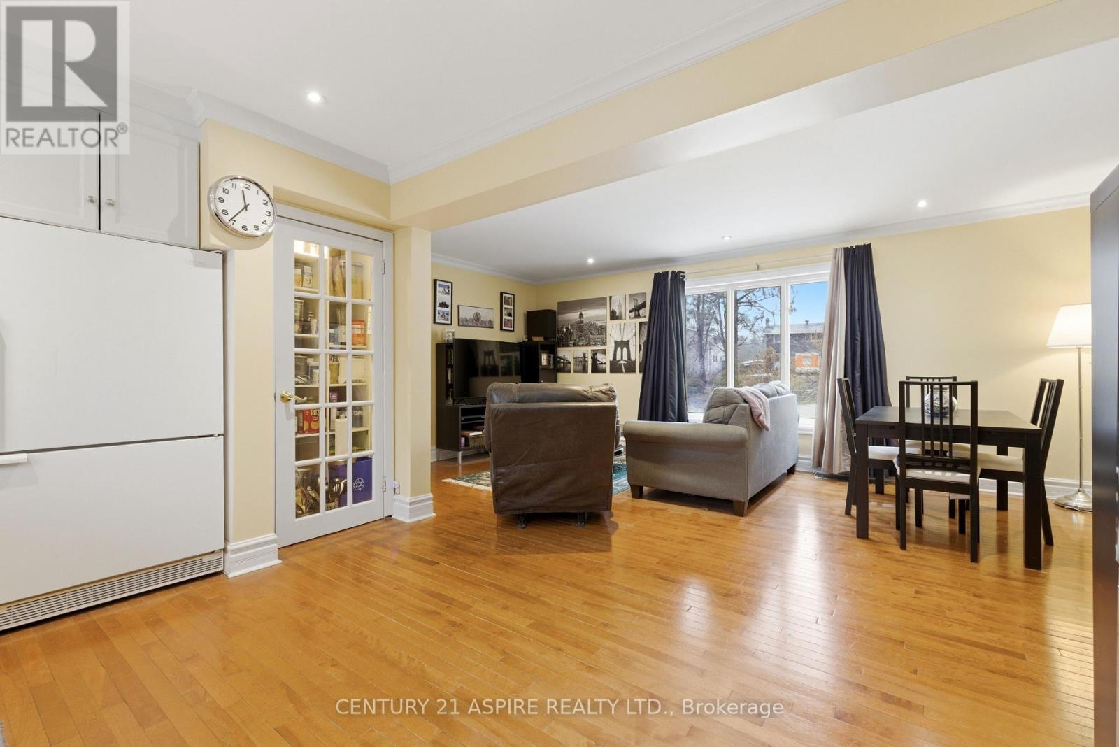 102 Birch Street, Deep River, Ontario K0J 1P0 - Photo 8 - X12998146