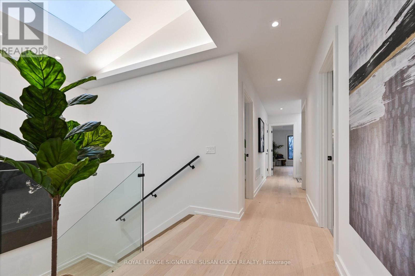 44 Doris Drive, Toronto, Ontario  M4B 3C9 - Photo 17 - E12998116