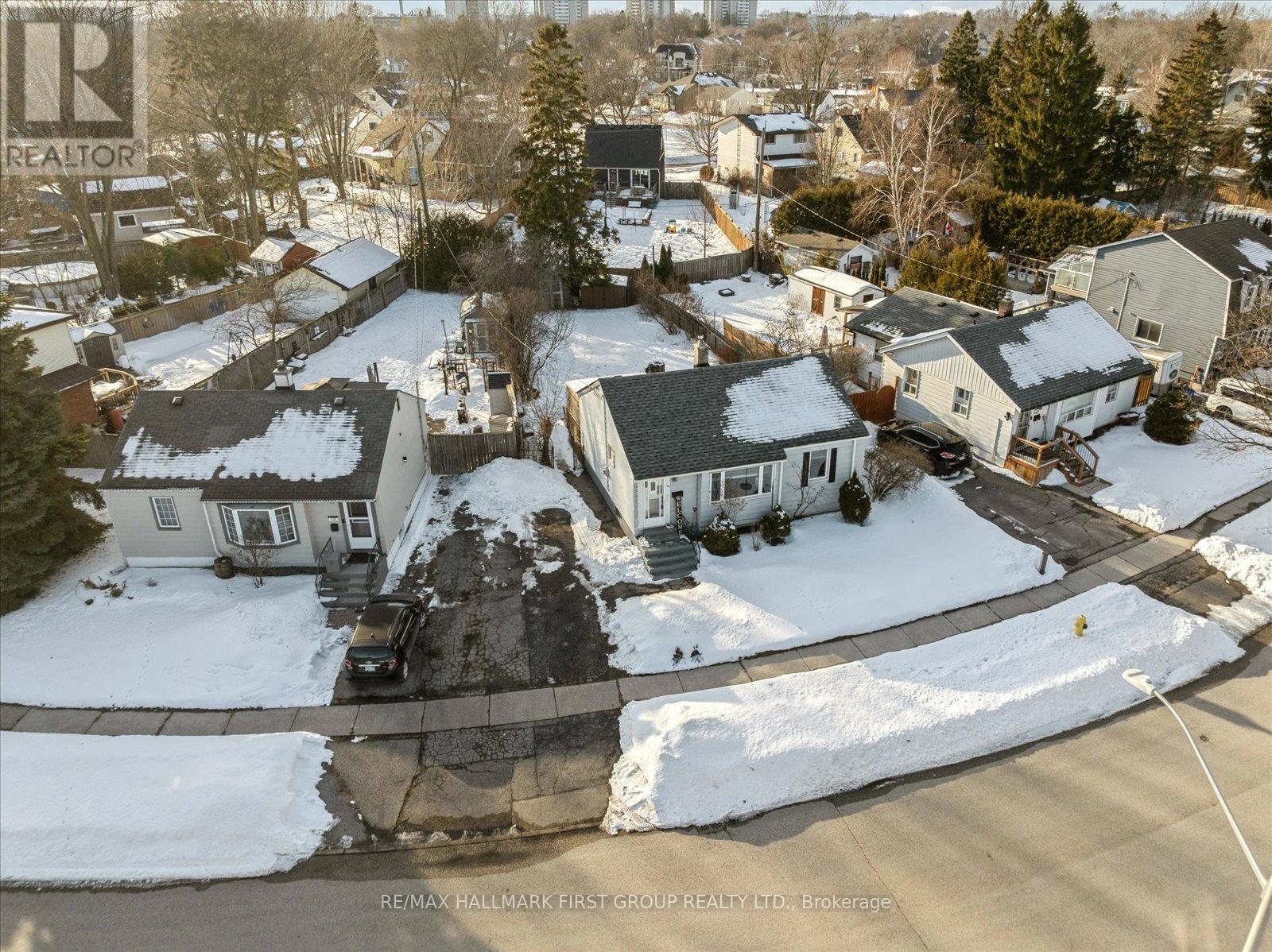 130 Admiral Road, Ajax, Ontario  L2S 2P1 - Photo 3 - E12998208