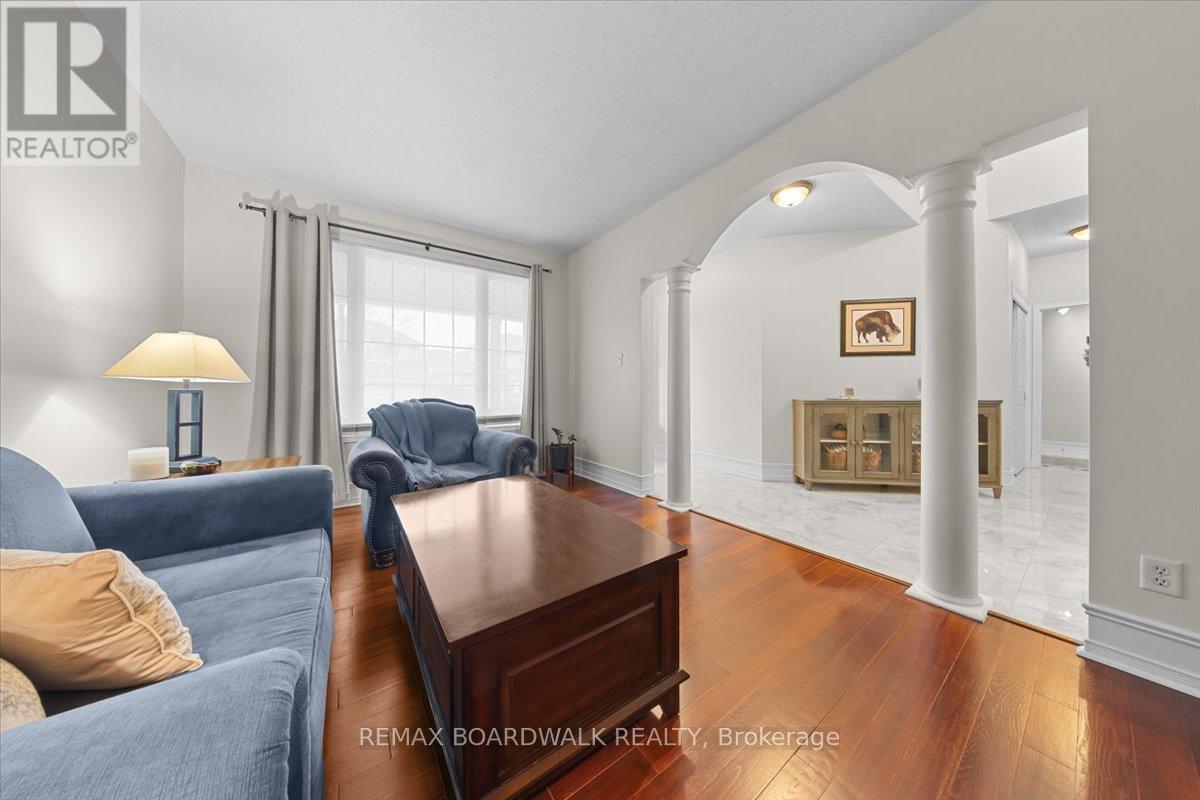 131 Chancery Crescent, Ottawa, Ontario  K4A 4N4 - Photo 5 - X12995606