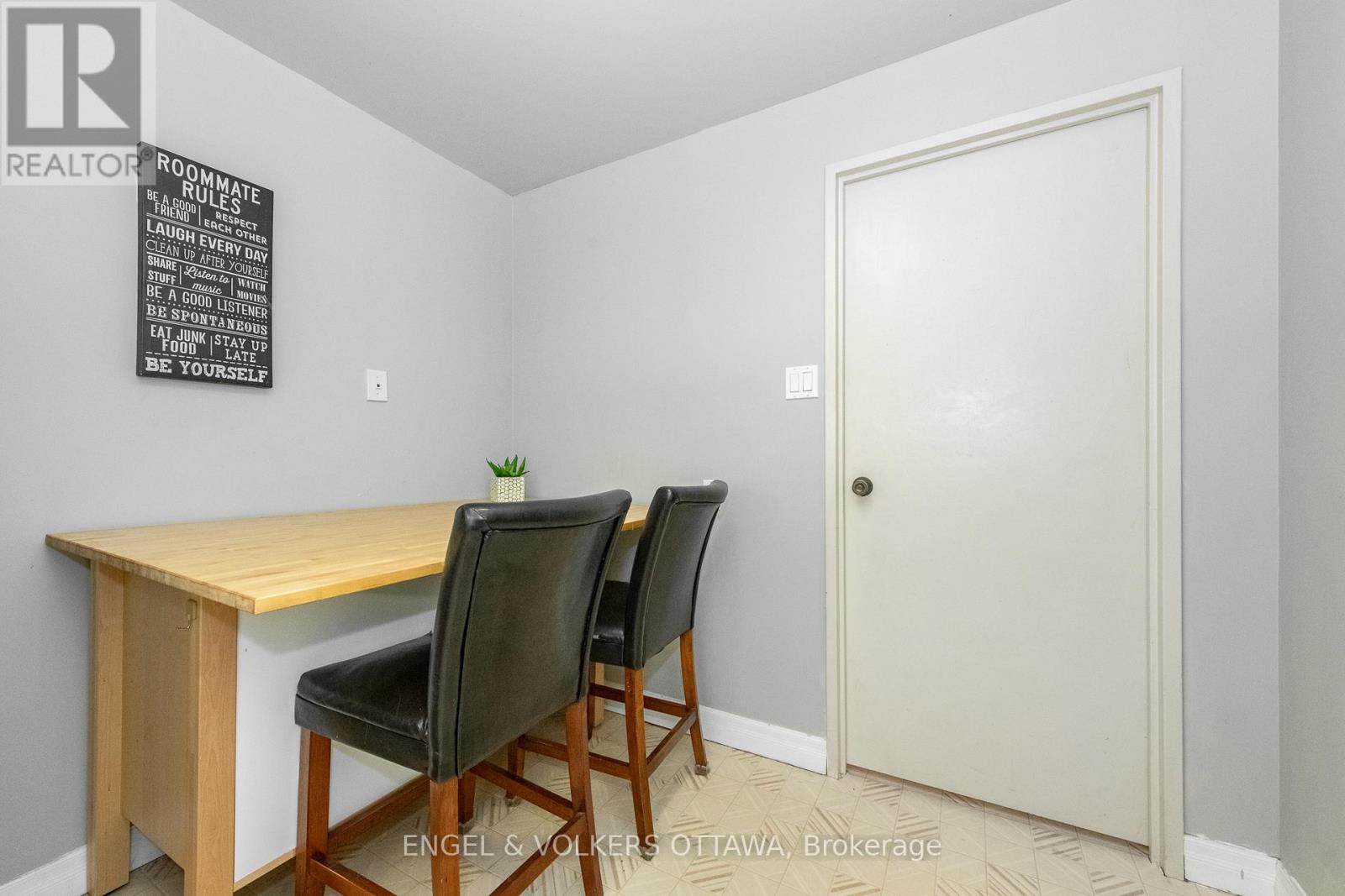 906 - 373 Laurier Avenue E, Ottawa, Ontario  K1N 8X6 - Photo 22 - X12998214