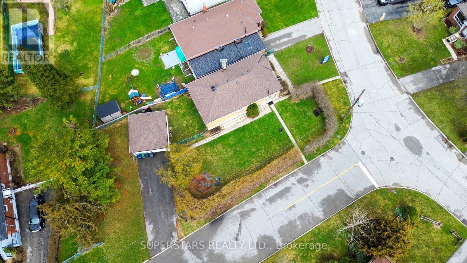 106 Ainsdale Road, Toronto, Ontario  M1R 3Z2 - Photo 2 - E12995756