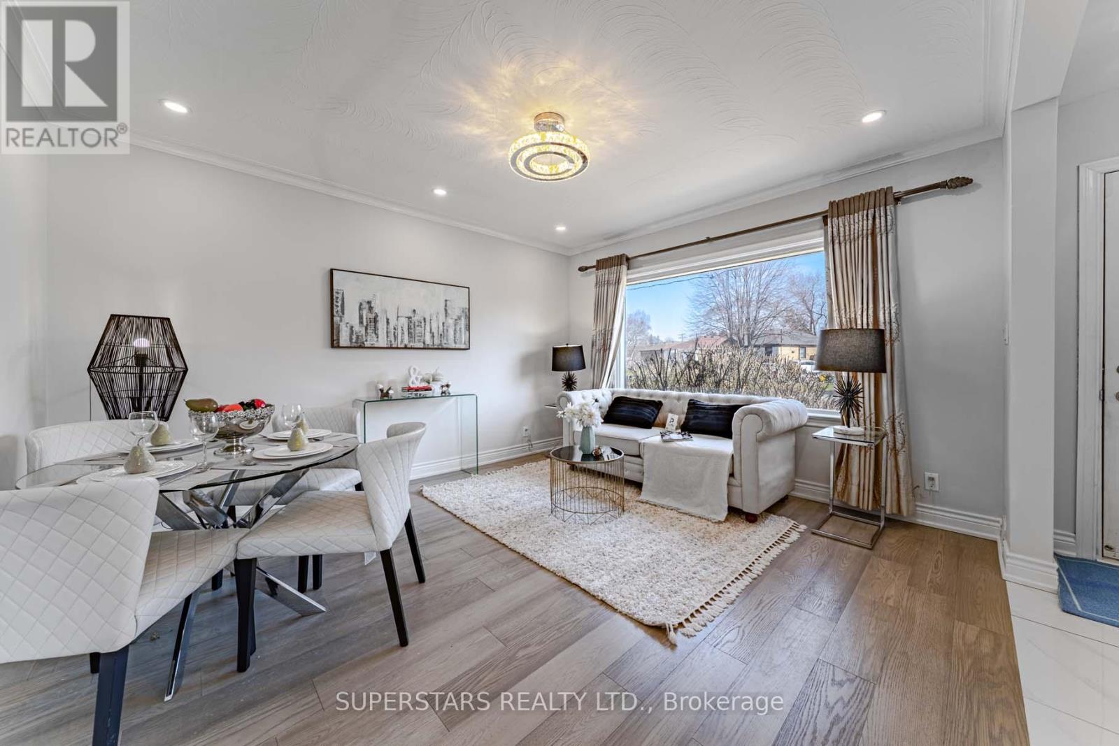 106 Ainsdale Road, Toronto, Ontario  M1R 3Z2 - Photo 4 - E12995756