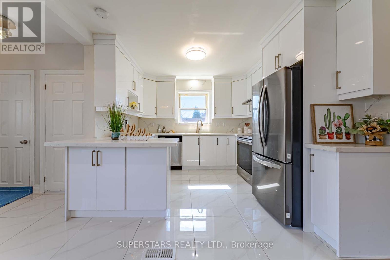 106 Ainsdale Road, Toronto, Ontario  M1R 3Z2 - Photo 7 - E12995756