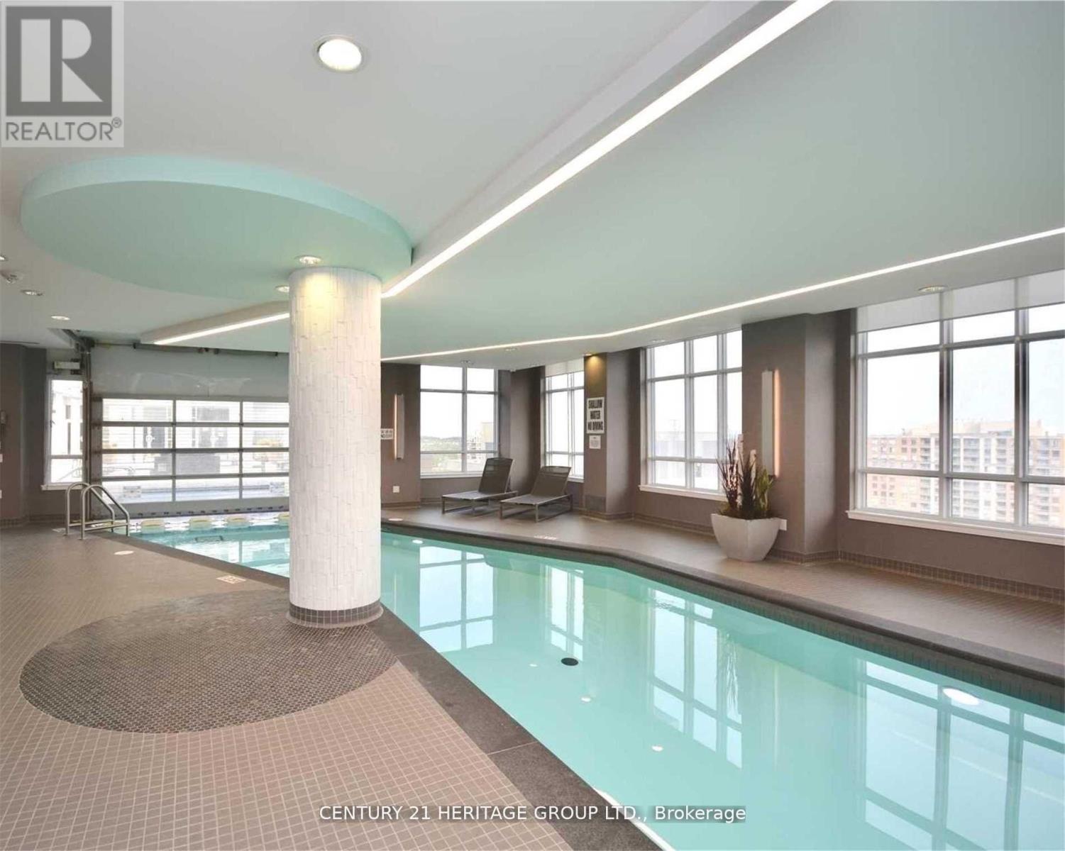 1909 - 9201 Yonge Street, Richmond Hill, Ontario  L4C 6Z2 - Photo 10 - N12998112