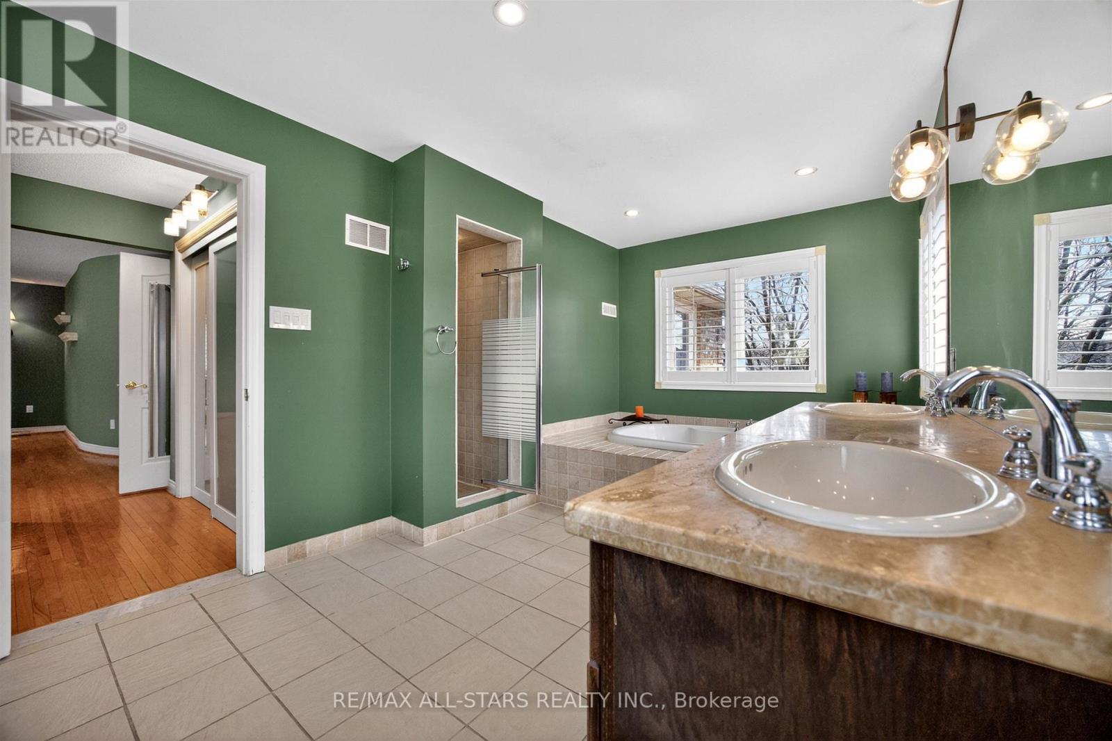 11 Bliss Court, Markham, Ontario  L3R 9E7 - Photo 14 - N12998176