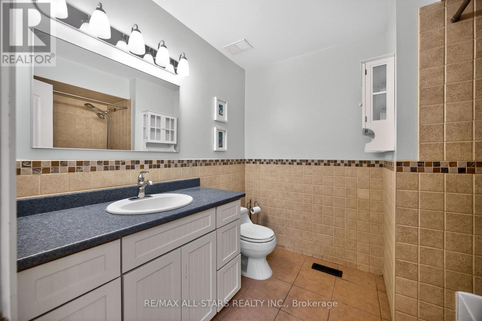 11 Bliss Court, Markham, Ontario  L3R 9E7 - Photo 39 - N12998176