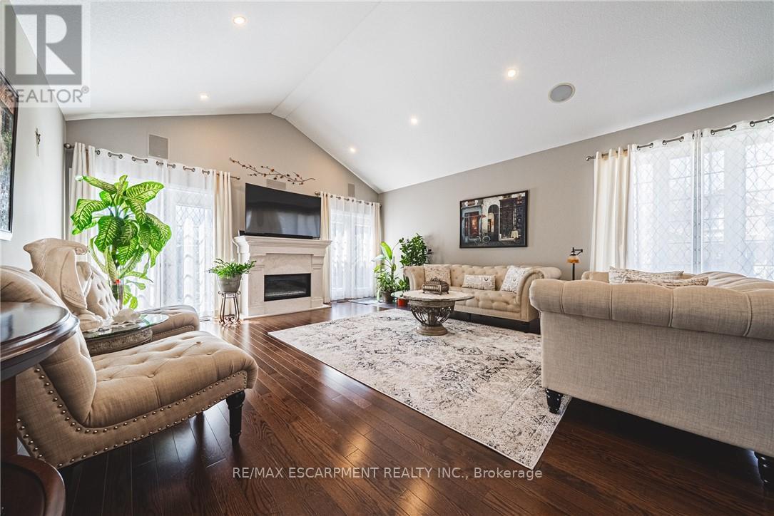 137 Pinehill Drive, Hamilton, Ontario  L0R 1P0 - Photo 19 - X12977472