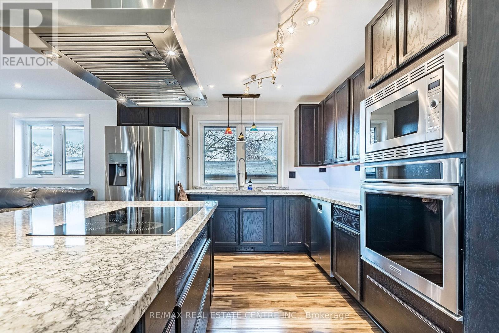 25 Lesbury Avenue, Brampton, Ontario  L6W 3A2 - Photo 23 - W12998136