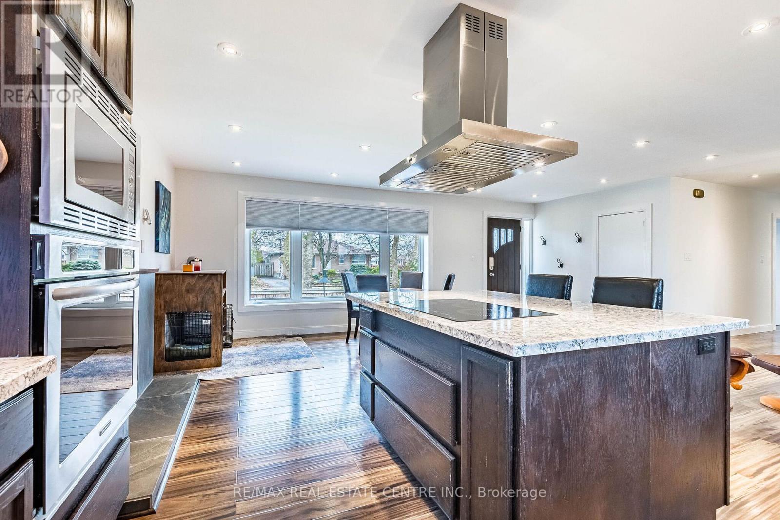 25 Lesbury Avenue, Brampton, Ontario  L6W 3A2 - Photo 24 - W12998136