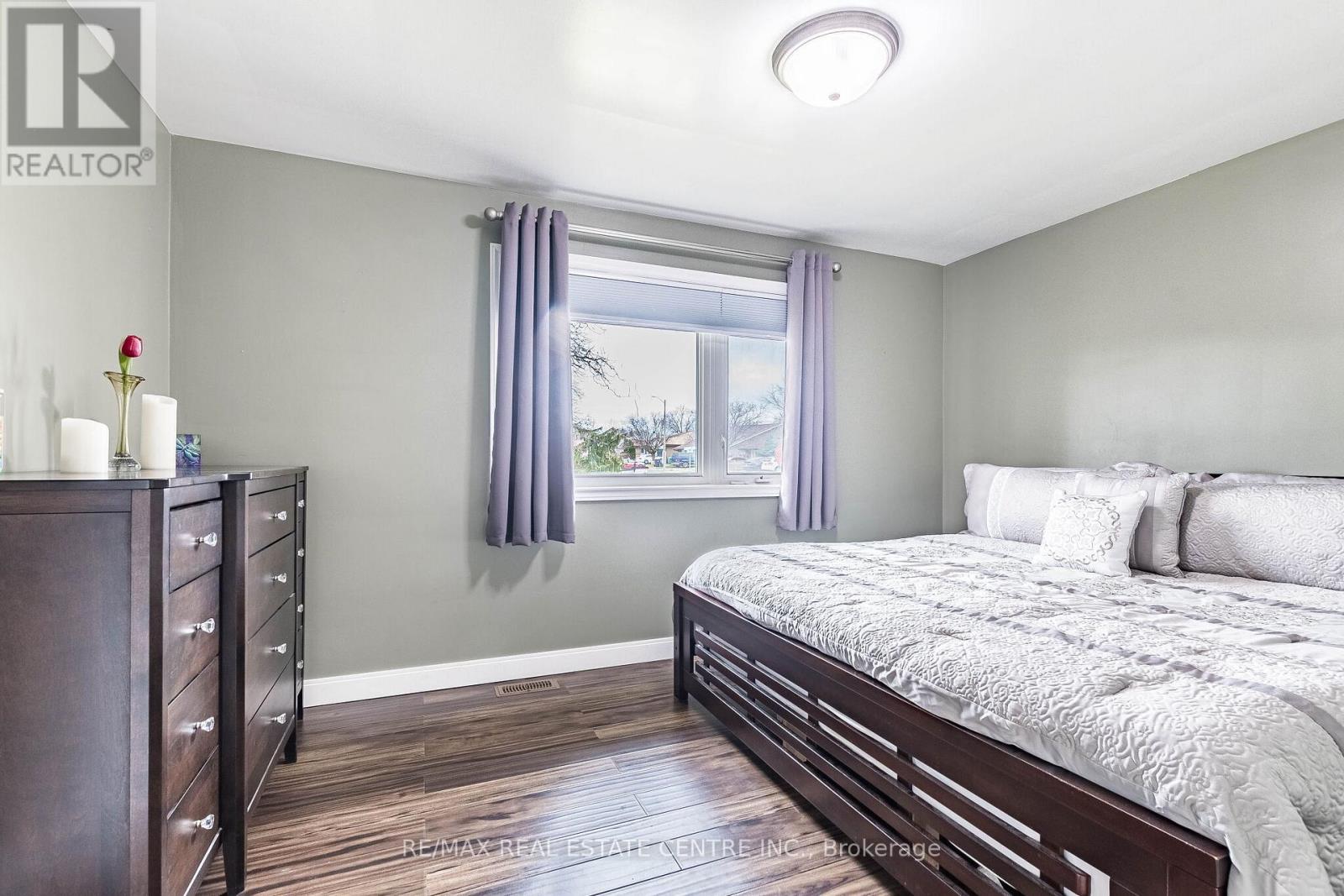 25 Lesbury Avenue, Brampton, Ontario  L6W 3A2 - Photo 27 - W12998136