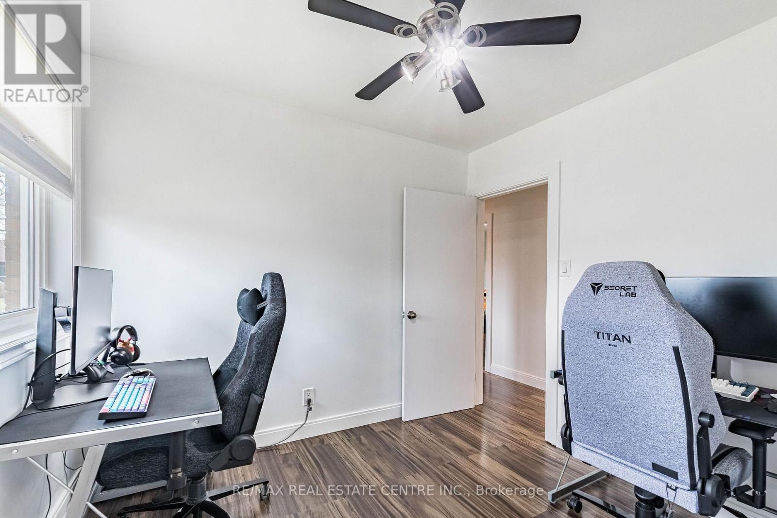 25 Lesbury Avenue, Brampton, Ontario  L6W 3A2 - Photo 32 - W12998136