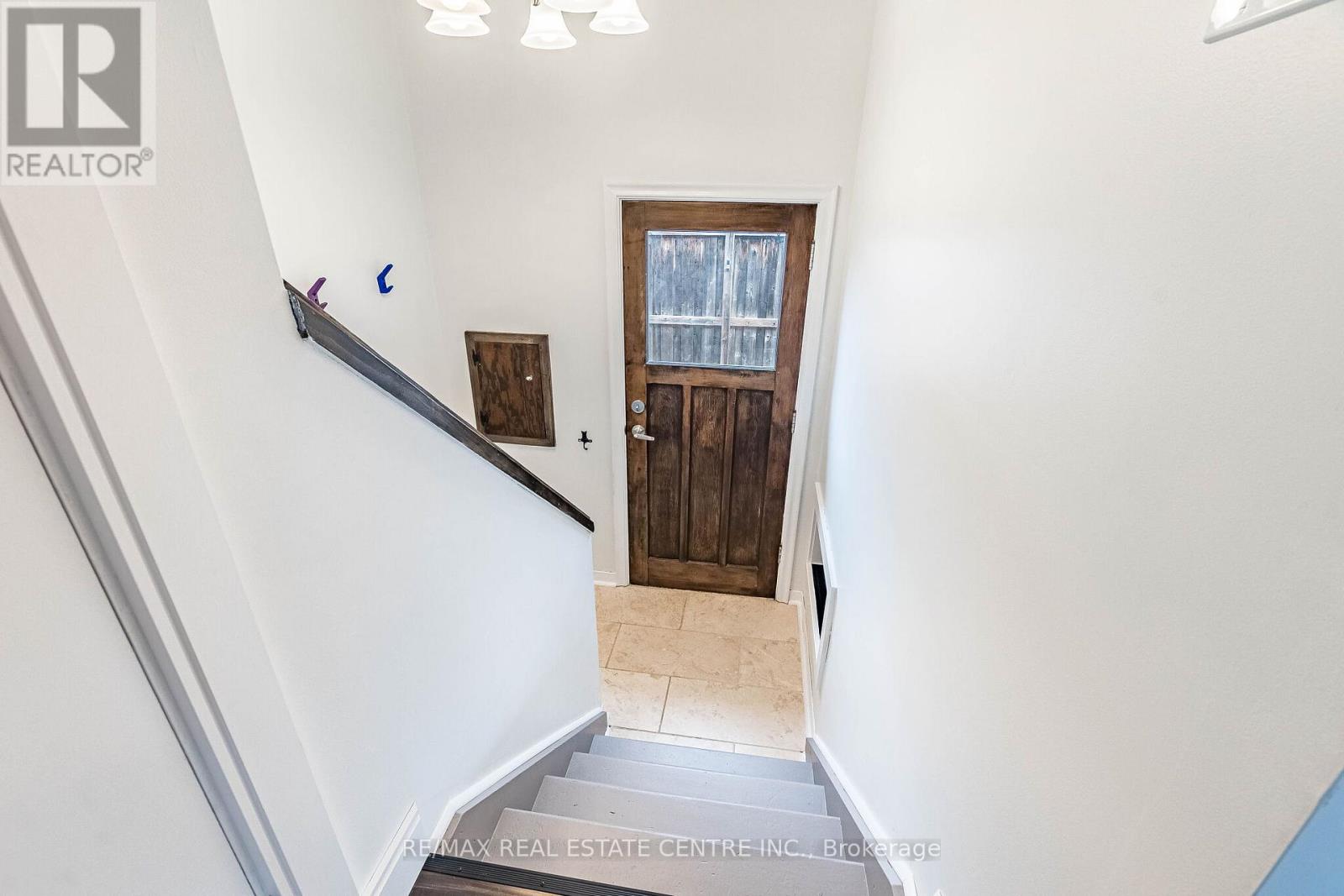 25 Lesbury Avenue, Brampton, Ontario  L6W 3A2 - Photo 35 - W12998136