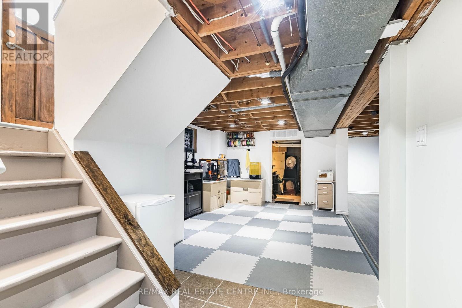 25 Lesbury Avenue, Brampton, Ontario  L6W 3A2 - Photo 36 - W12998136